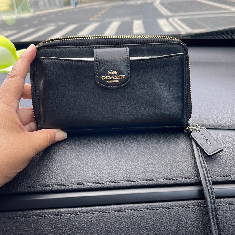 Coach